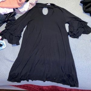 Bell sleeves black dress